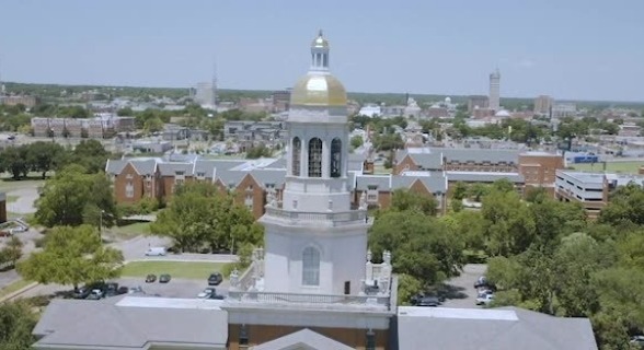 Outside view of Baylor University