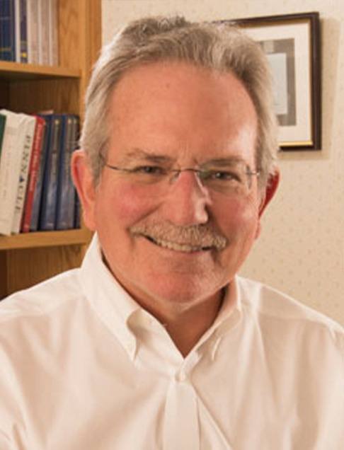 Headshot of  Dr. R. Mack Snead, Jr., DDS
    